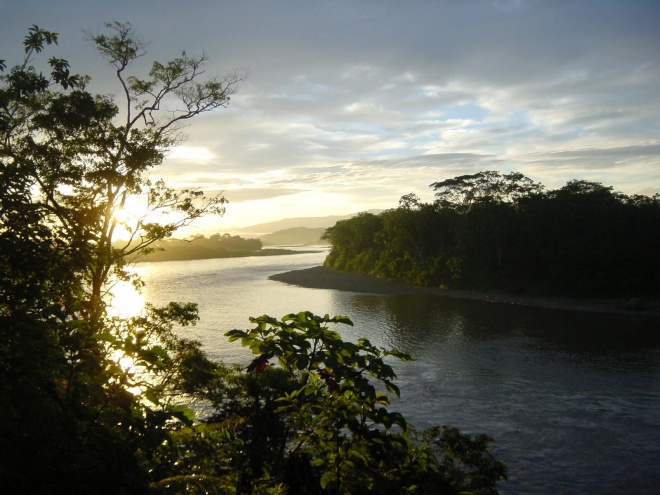 Ecuador Rio Napo Pb