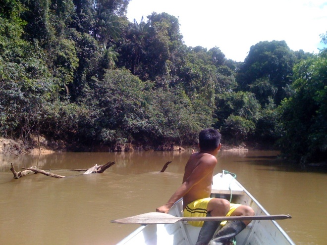 Apaporis indigenous canoe